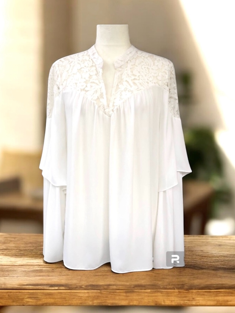 BCBG MaxAzria White Laced Ruffled Oversized Top Blouse